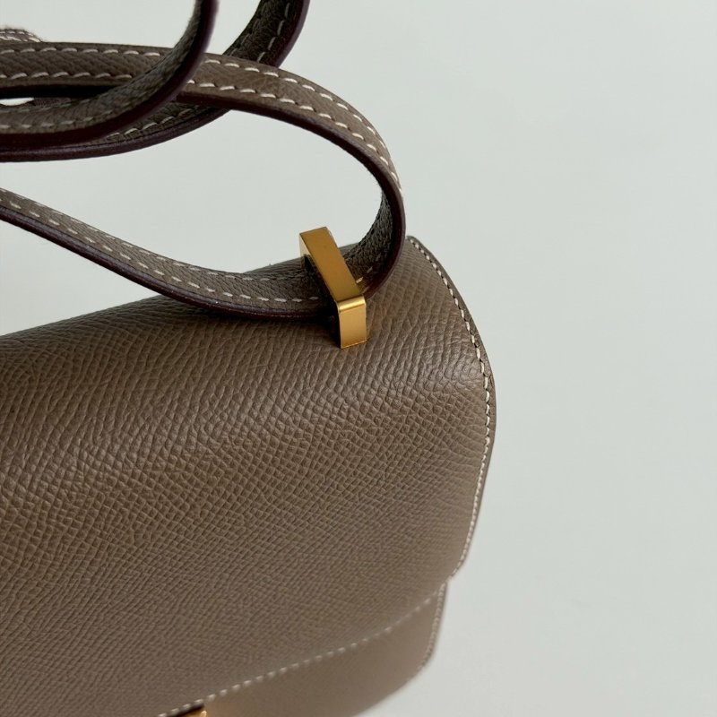 天菜款 閒置新🤎 Hermès 愛馬仕 Mini Constance 大象灰金釦-10