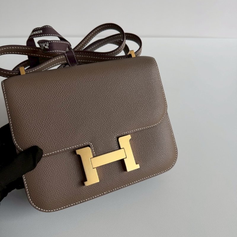 天菜款 閒置新🤎 Hermès 愛馬仕 Mini Constance 大象灰金釦-13
