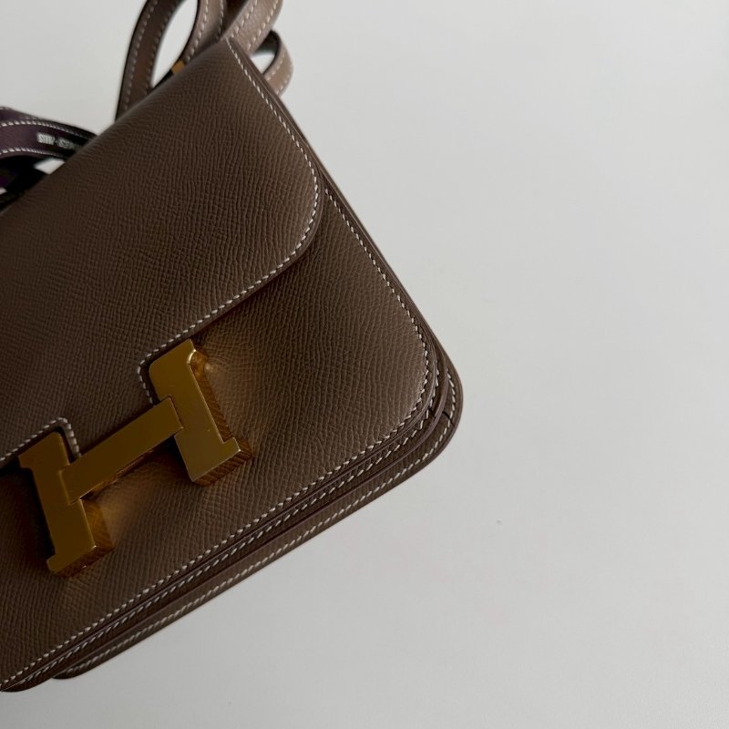 天菜款 閒置新🤎 Hermès 愛馬仕 Mini Constance 大象灰金釦-15