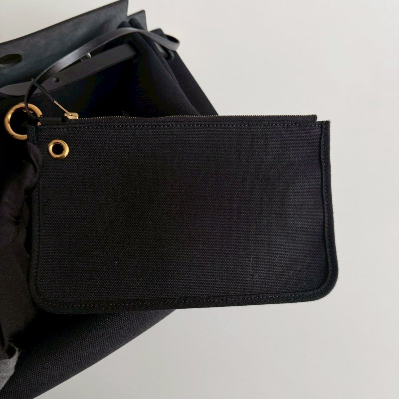 99新🆕 Hermès 愛馬仕 Herbag 31 黑色金釦-12