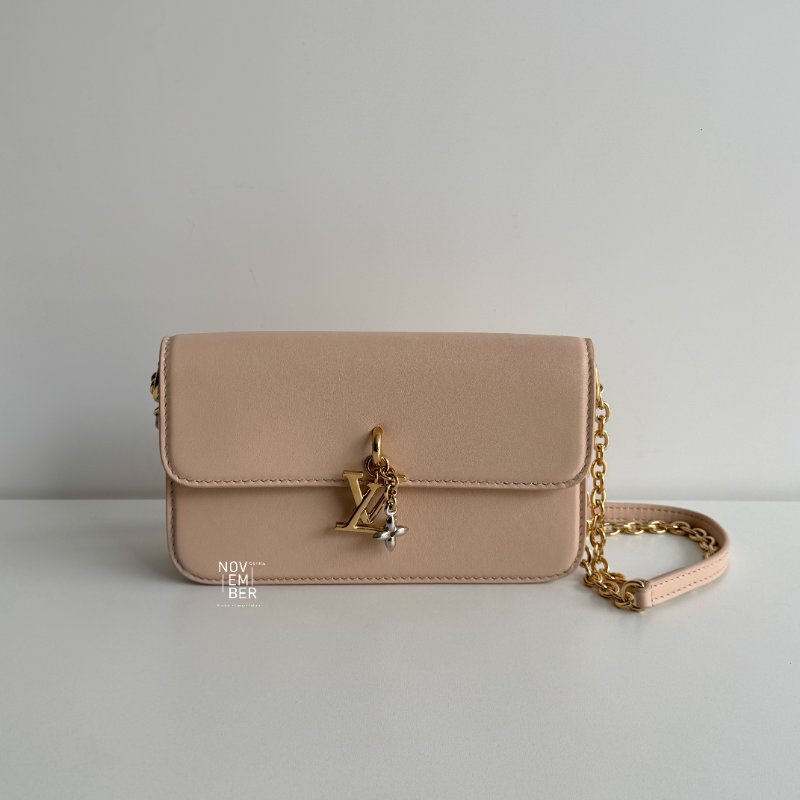 98新✨ 有購證🙌🏻 Louis Vuitton LV 路易威登 Bloom Wallet on Chain 奶茶色金釦-0