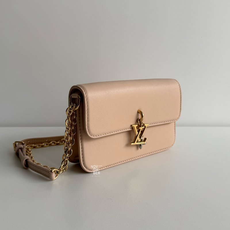 98新✨ 有購證🙌🏻 Louis Vuitton LV 路易威登 Bloom Wallet on Chain 奶茶色金釦-1