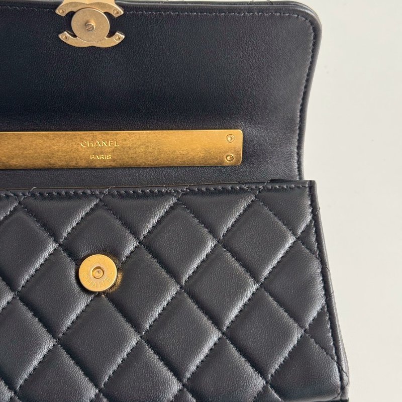 99新🆕 Chanel 香奈兒 22B Handle 琺瑯手柄-9