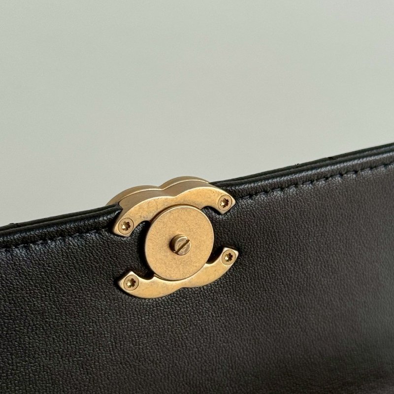 99新🆕 Chanel 香奈兒 22B Handle 琺瑯手柄-16