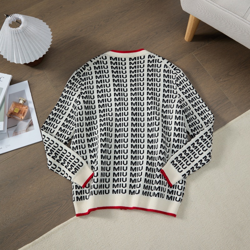 ❤️ MIU MIU 千金風 滿印LOGO款 開衫毛衣-9