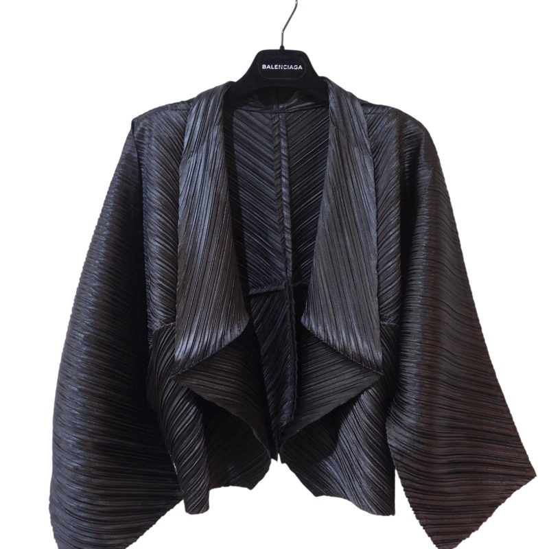 pleats please 三宅一生黑色罩衫 日本尺寸：3-0