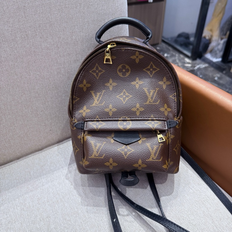 LV路易威登 老花經典小書包雙肩包18芯片➕編碼尺寸：17 x 22 x 10-0