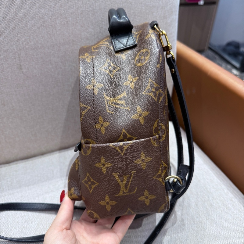 LV路易威登 老花經典小書包雙肩包18芯片➕編碼尺寸：17 x 22 x 10-2