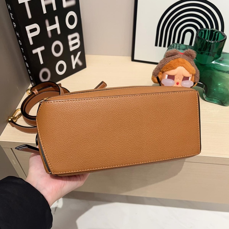 Loewe Puzzle Small Tan Calfskin-9