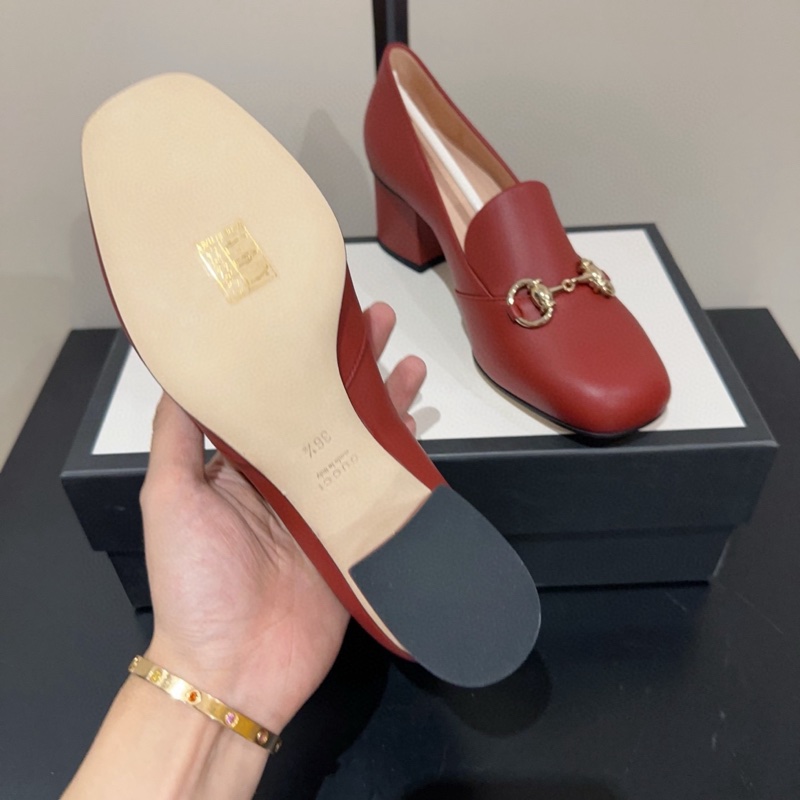 閒置新，未使用 Gucci 古馳 經典馬銜扣高跟鞋 方跟鞋 跟高5cm 舒適度高 意大利產 女款 37碼磚紅色-7