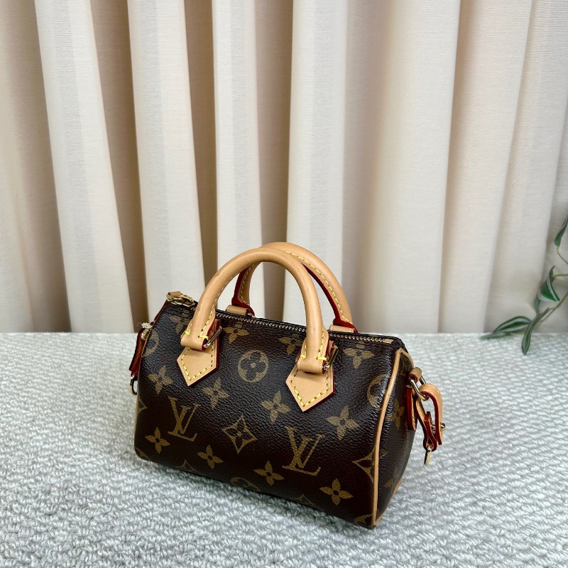 sz cgy LV路易威登Speedy Nano老花迷你枕頭包 經典Monogram塗層帆布 棕色牛皮飾邊 肩帶可調節 可單肩可斜挎可手提 日常通勤約會都很合適-3