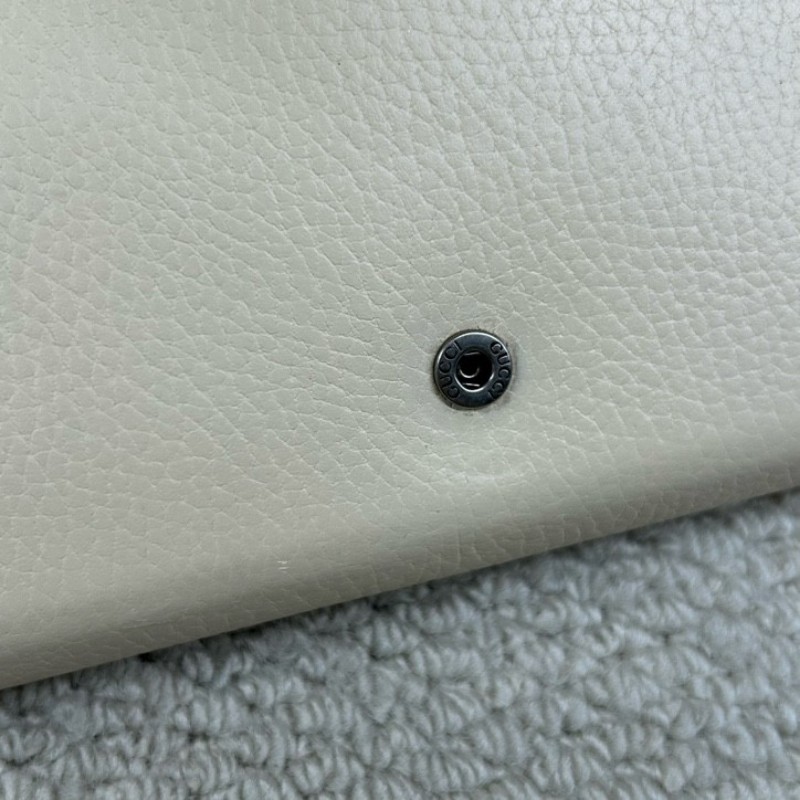 古馳GUCCI白色鑽扣酒神woc鏈條包 經典鑽扣設計 銀色鏈條 多卡位 內置拉鏈 非常實用 單肩斜挎都可以 日常百搭 顯氣質-21