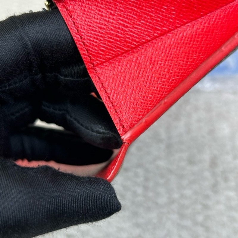 LV路易威登老花Emilie小紅花錢包 獨特紅色花朵裝飾 盡顯優雅 卡位多 容量大 方便攜帶 日常百搭-11