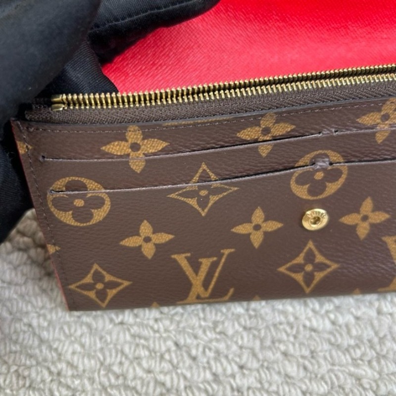 LV路易威登老花Emilie小紅花錢包 獨特紅色花朵裝飾 盡顯優雅 卡位多 容量大 方便攜帶 日常百搭-21