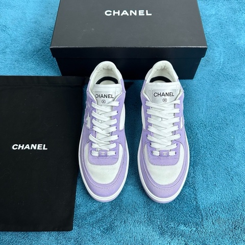 Chanel 香奈兒系帶圓頭徽標低幫板鞋 淺紫色 38碼