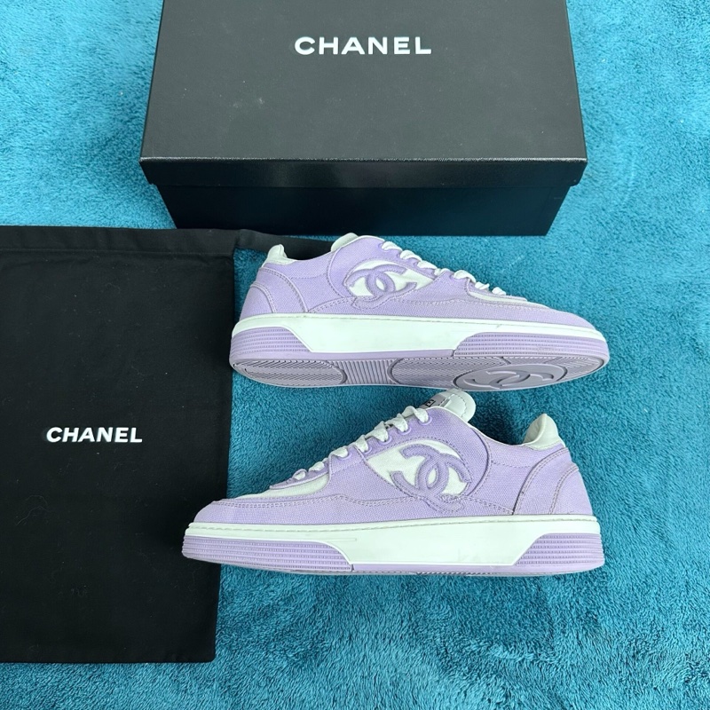 Chanel 香奈兒系帶圓頭徽標低幫板鞋 淺紫色 38碼-1