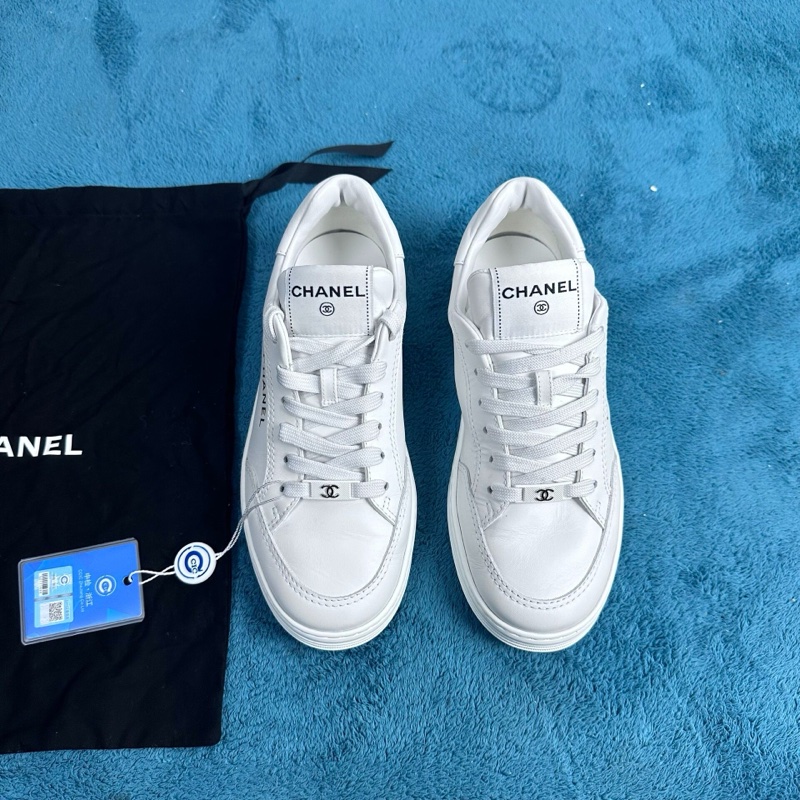 Chanel 香奈兒金標圓頭系帶低幫板鞋 白色 37碼-0