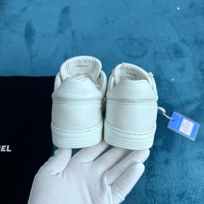 Chanel 香奈兒金標圓頭系帶低幫板鞋 白色 37碼-3