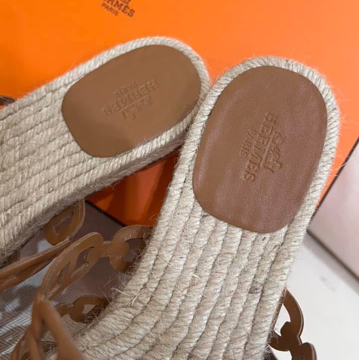 Hermes愛馬仕豬鼻草編拖 棕色38-7