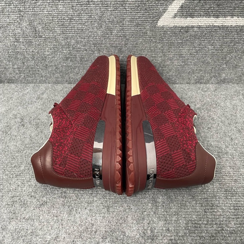 全新 LV 路易威登酒紅色帆布棋盤格運動鞋42碼=8碼-9