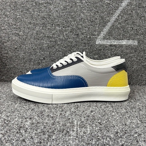 全新 LV路易威登藍灰黃水波紋板鞋 40.5碼=6.5碼