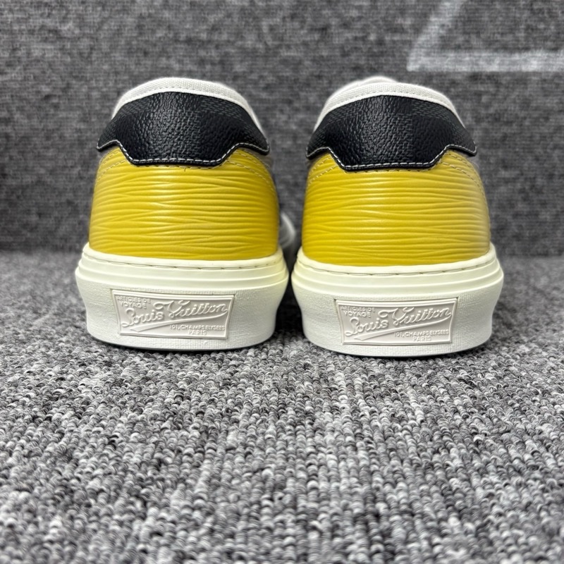 全新 LV路易威登藍灰黃水波紋板鞋 40.5碼=6.5碼-9