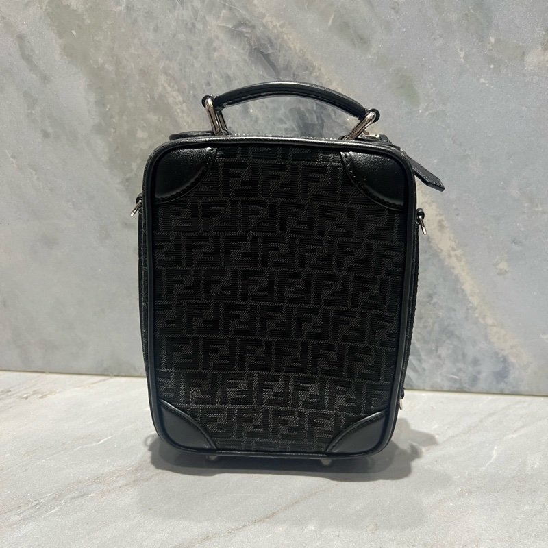 Fendi 迷你旅行單肩包-7