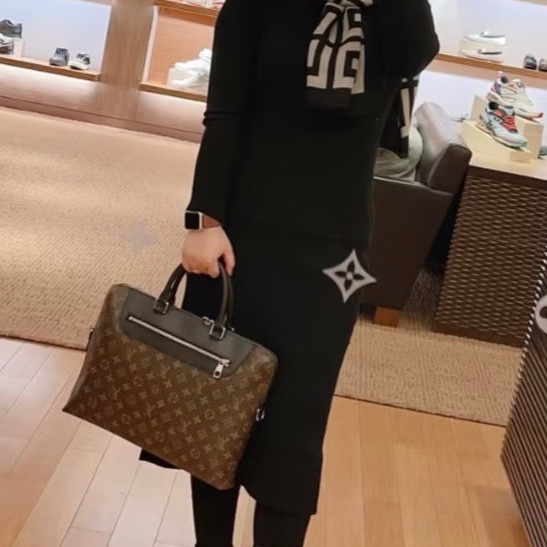 LV 經典老花拼皮公事包36*28*6 98新配件塵袋-0