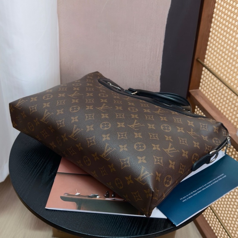 LV 經典老花拼皮公事包36*28*6 98新配件塵袋-5