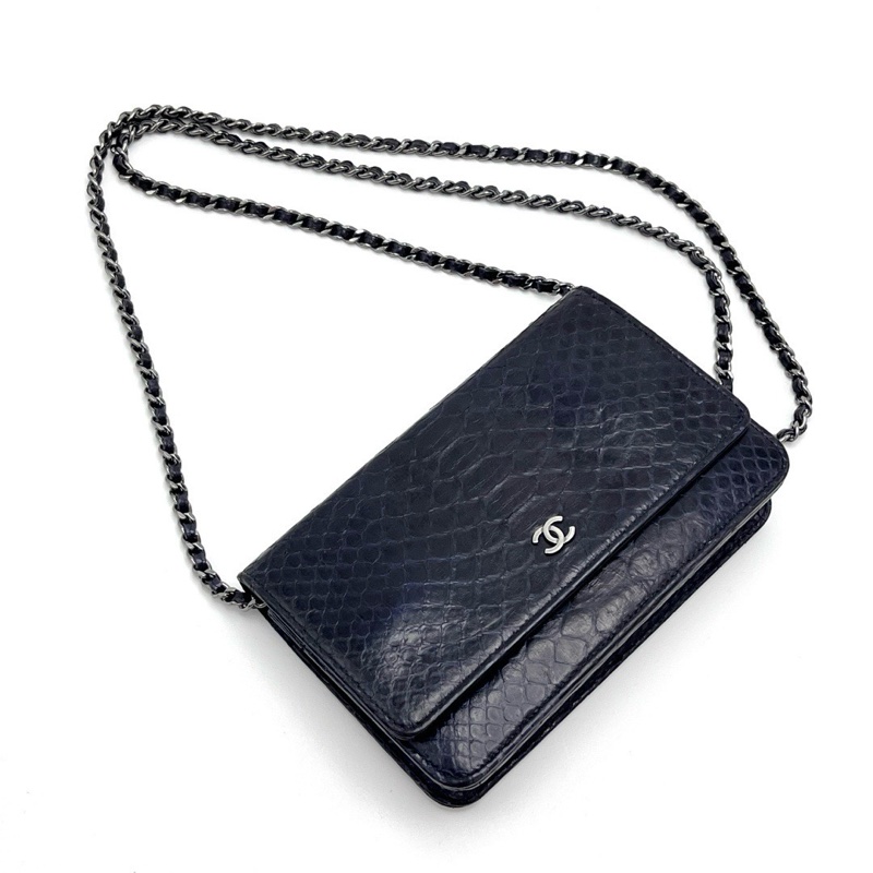CHANEL WOC蛇皮肩背斜背鏈條包 19*13*14 98新配件盒子塵袋-6