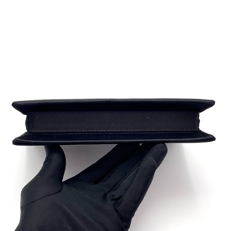 MIUMIU 黑金鑽扣肩背斜背鏈條包19*12*4 98新配件塵袋-4