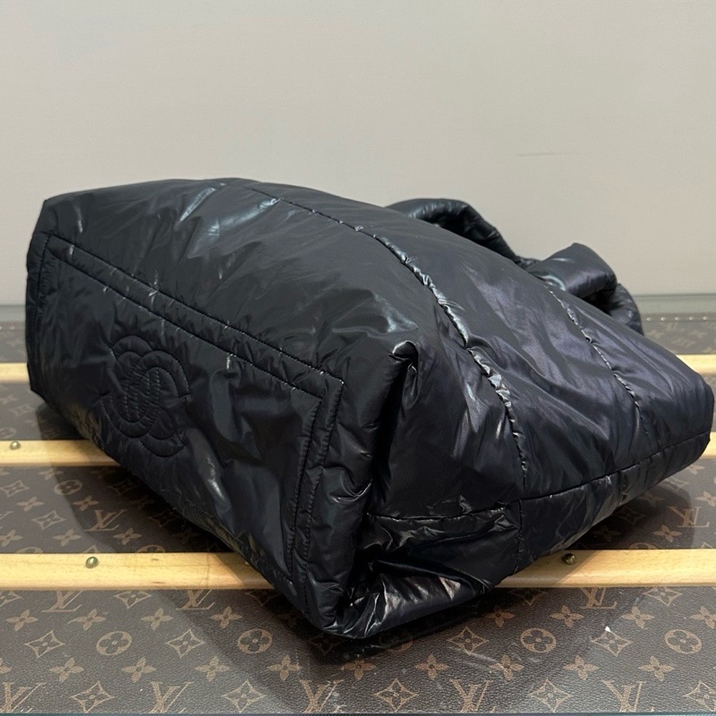 CHANEL Cocon 黑色羽絨托特包40*30*16 98新配件塵袋-5