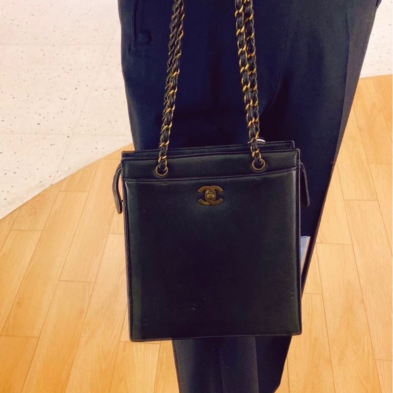 Chanel 中古琴譜包黑金 牛皮22*24*8 98新配件塵袋保卡-0