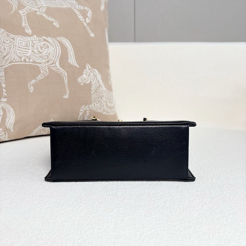 Chanel 中古琴譜包黑金 牛皮22*24*8 98新配件塵袋保卡-4