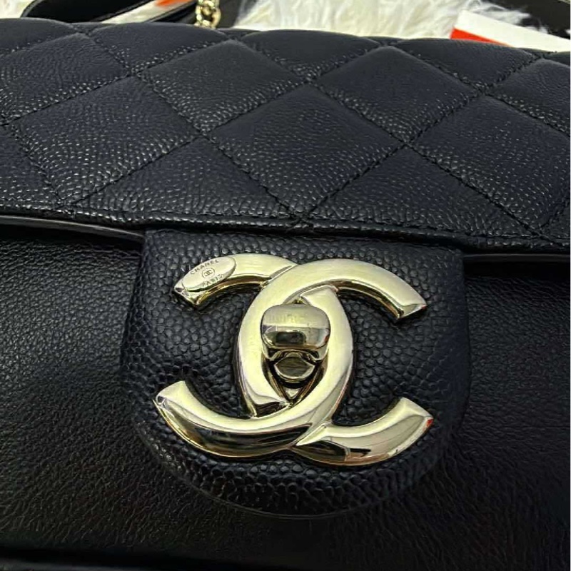 Chanel牛皮荔枝紋17B斜挎包 21cm-1