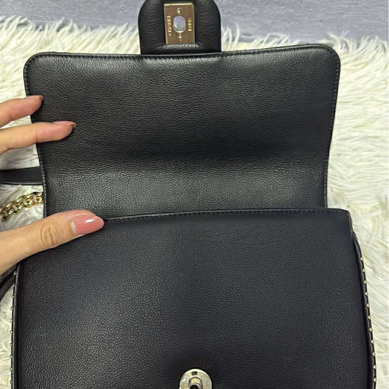Chanel牛皮荔枝紋17B斜挎包 21cm-4