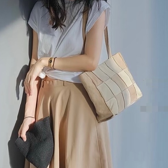 Chanel 麂皮托特包-0