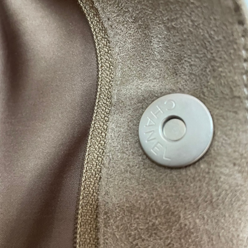 Chanel 麂皮托特包-13