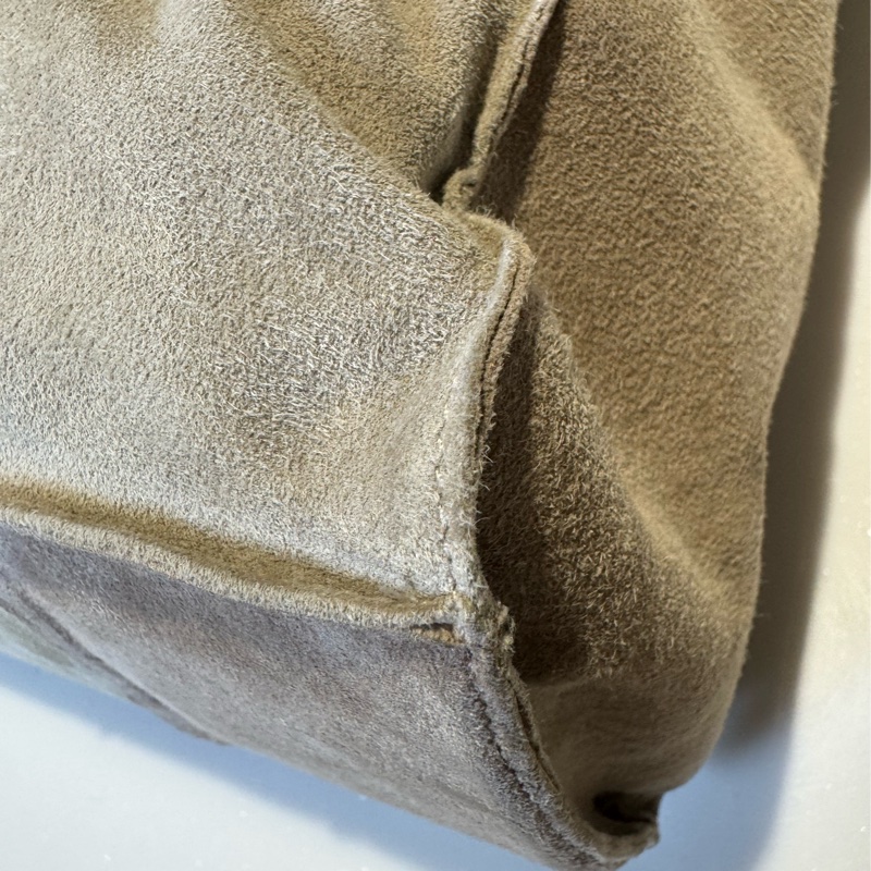 Chanel 麂皮托特包-15