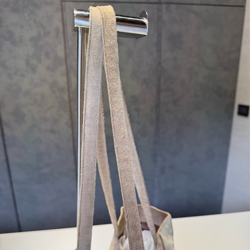 Chanel 麂皮托特包-18