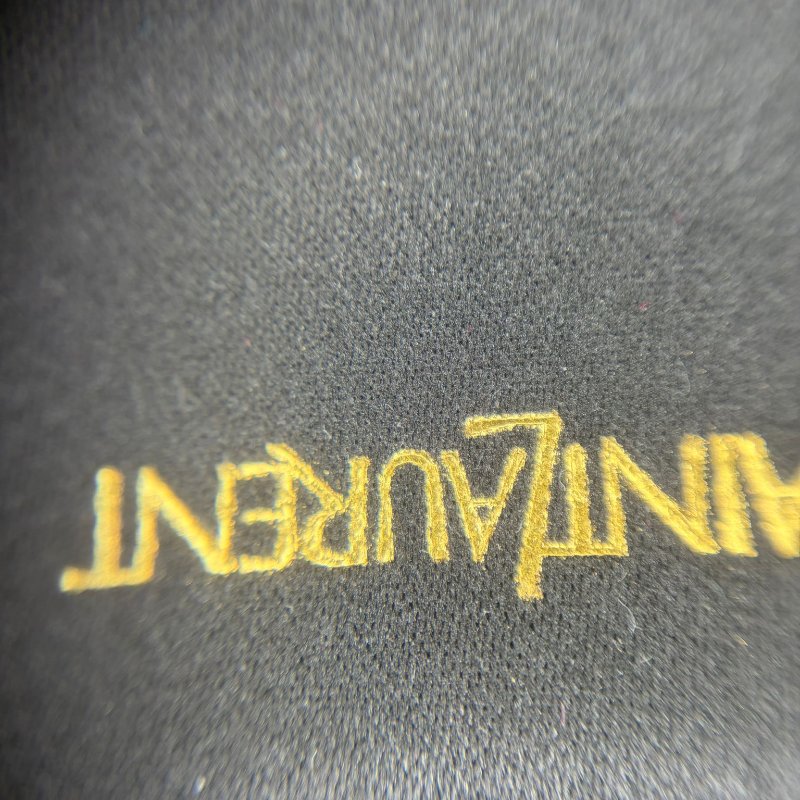 Saint Laurent（YSL）Belle de Jour 系列 金屬色手拿包-5