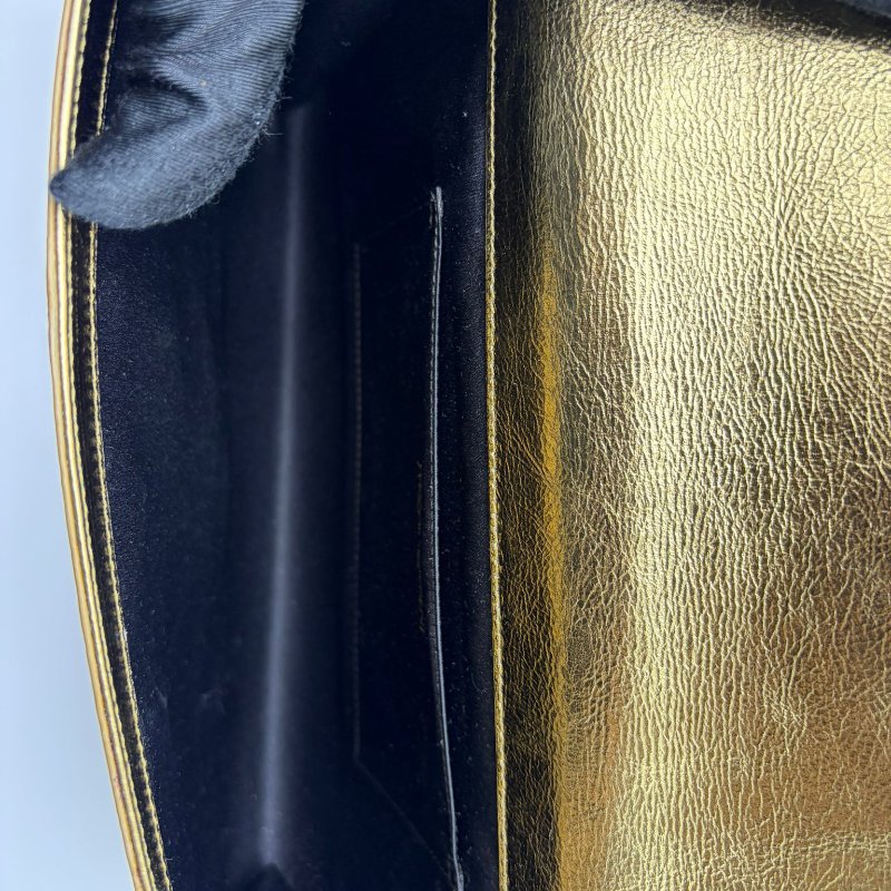 Saint Laurent（YSL）Belle de Jour 系列 金屬色手拿包-15