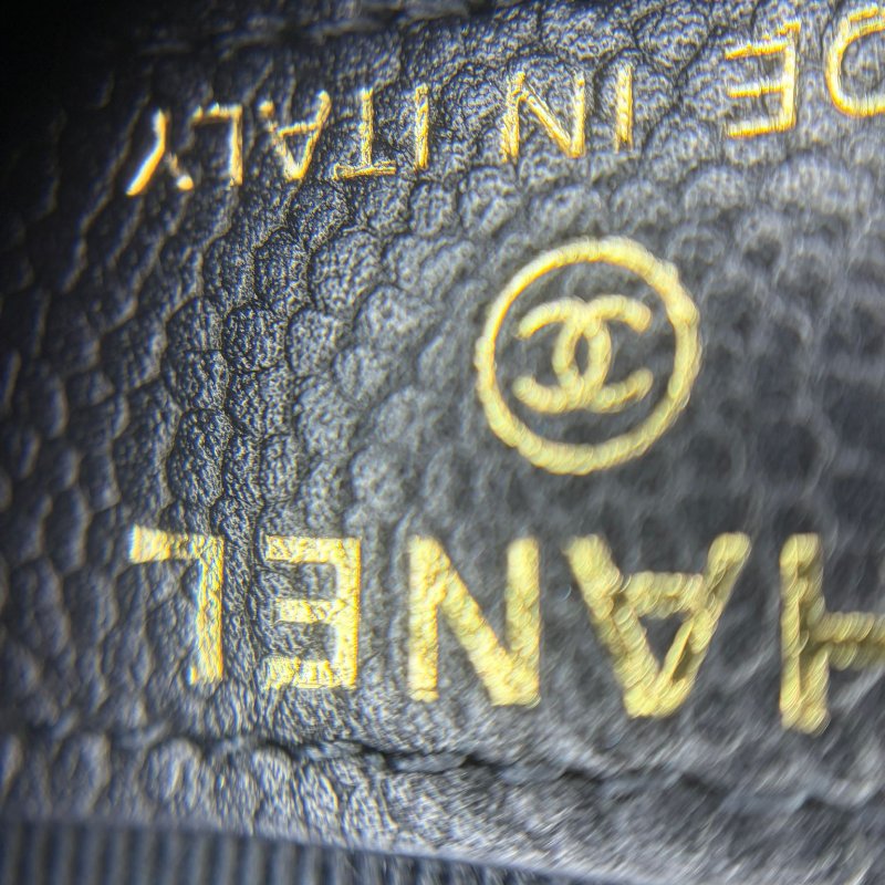 Chanel（香奈兒）經典小盒子（Vanity Case）鍊條包-2