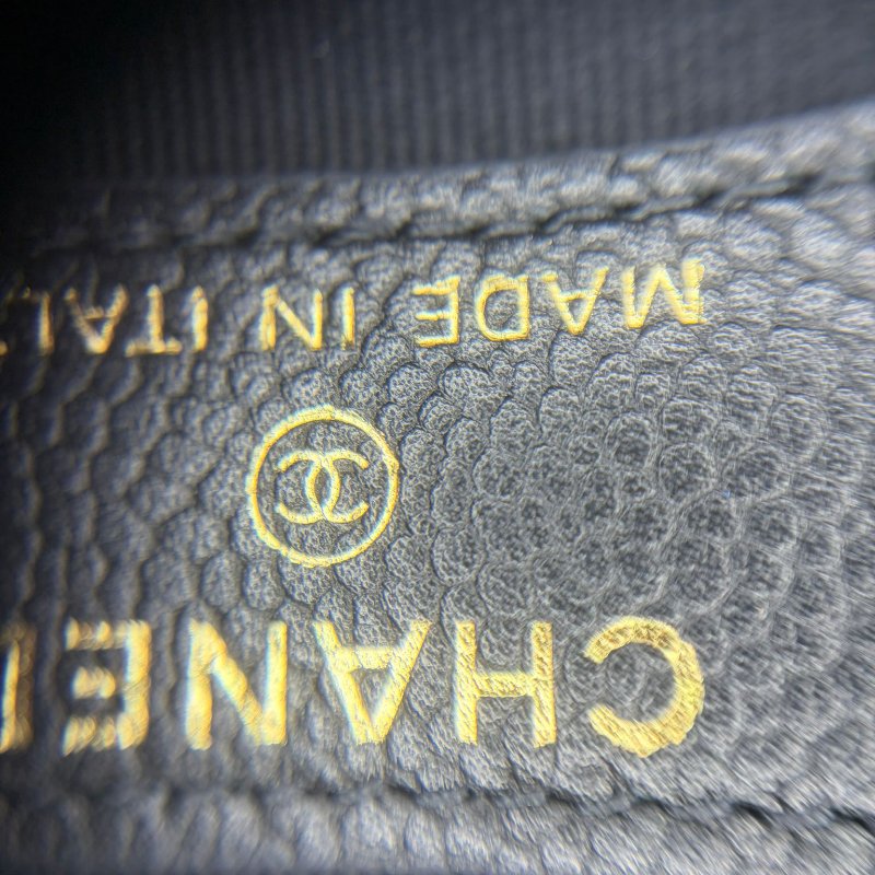 Chanel（香奈兒）經典小盒子（Vanity Case）鍊條包-4