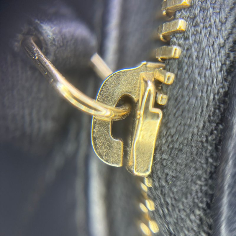Chanel（香奈兒）經典小盒子（Vanity Case）鍊條包-10