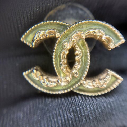 香奈兒（Chanel）雙 C 耳環