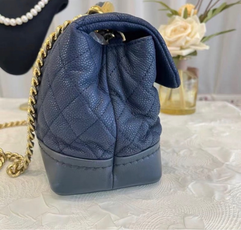 Chanel 海軍藍金色手柄荔枝紋手提斜背包 27*15*11 98新配件塵袋-1