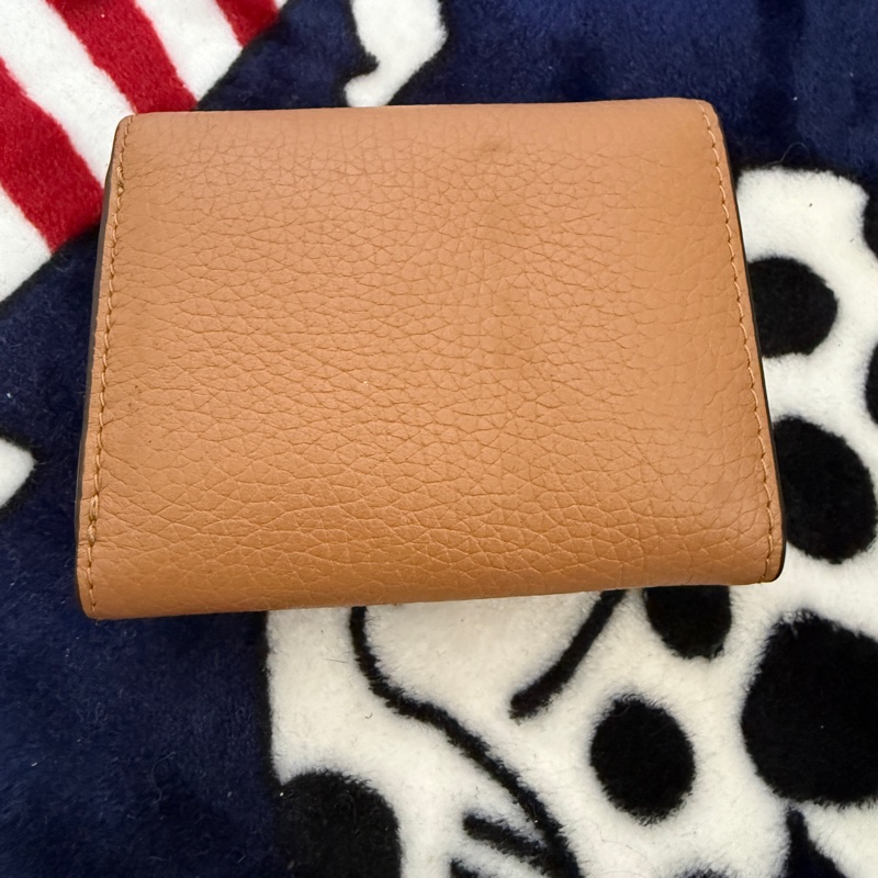 Tory Burch 素面皮革零錢包，駝色-2