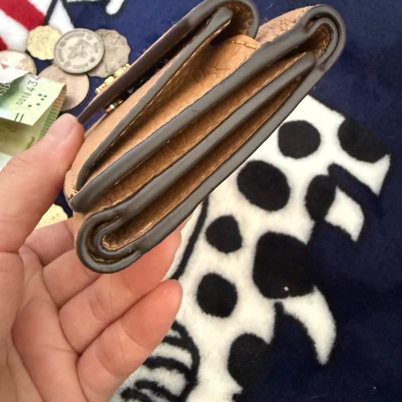 Tory Burch 素面皮革零錢包，駝色-8