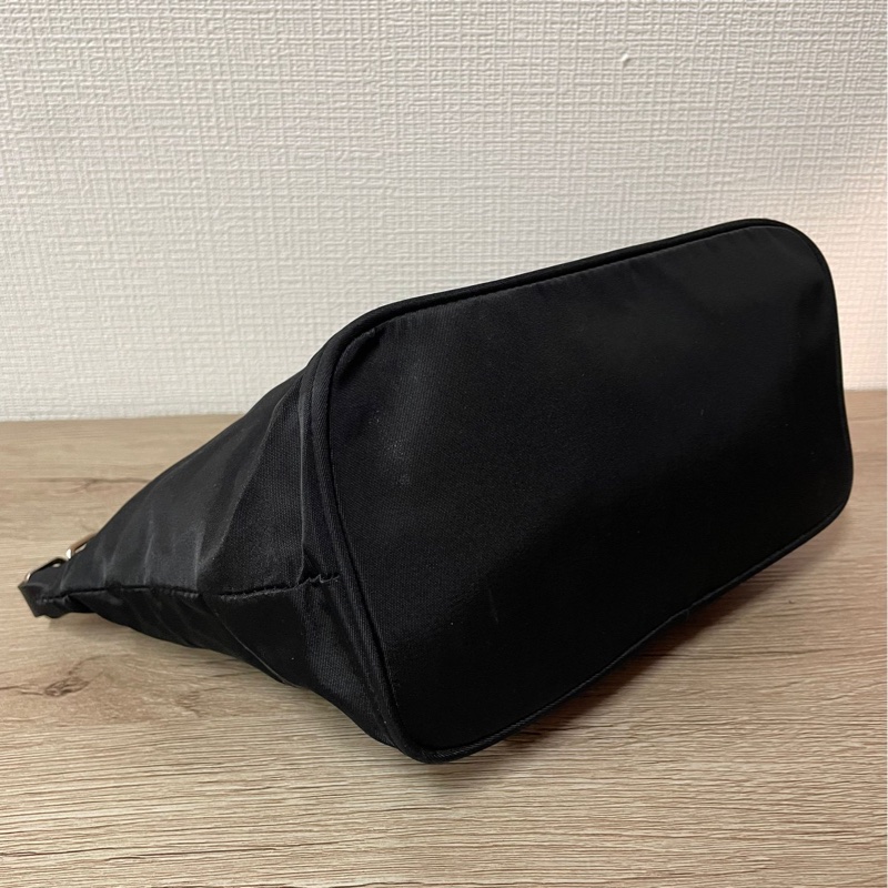 Prada 降落傘布面腋下包-6